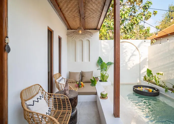 Stylish And Pool Uluwatu